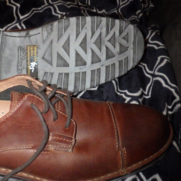 Clarks Other - Clarks 10.5 brown leather captoe Derby NWOT